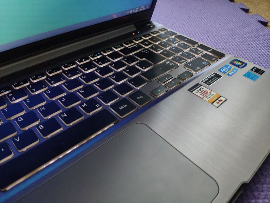 Ноутбук Samsung 700z, intel i5, nvidia gt640m на запчастини