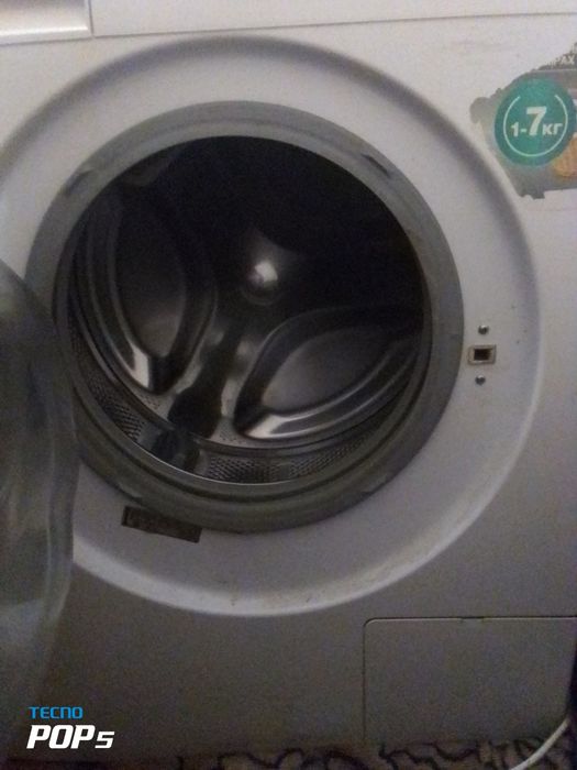 Стиральна машинка