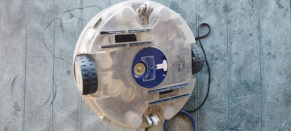 Aspirador de piscina Wetrunner GRE