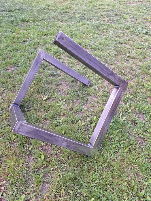 Rzeźba stalowa ogrodowa geometryczna loft 80x80x80 cm