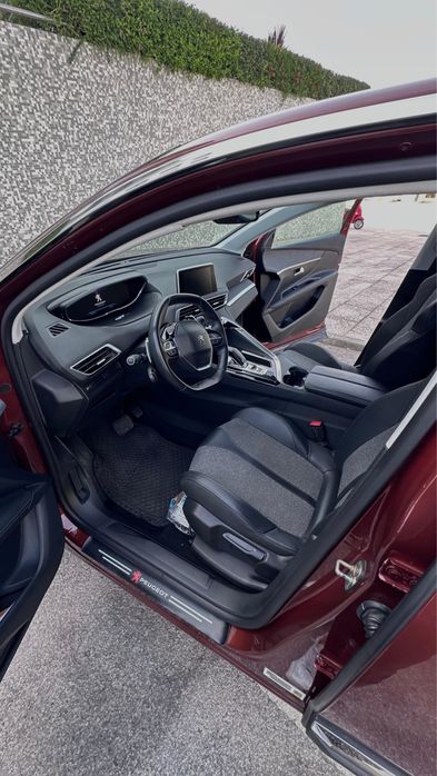 Peugeot 3008  - 2019