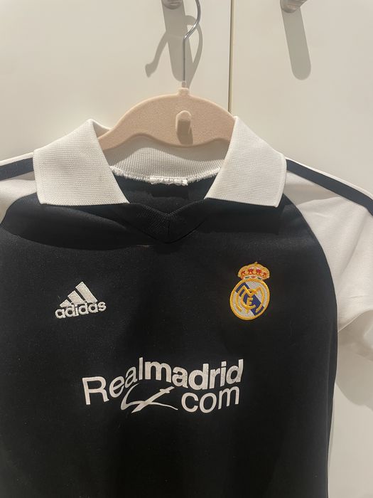 camisola REAL  MADRID de futebol crianca