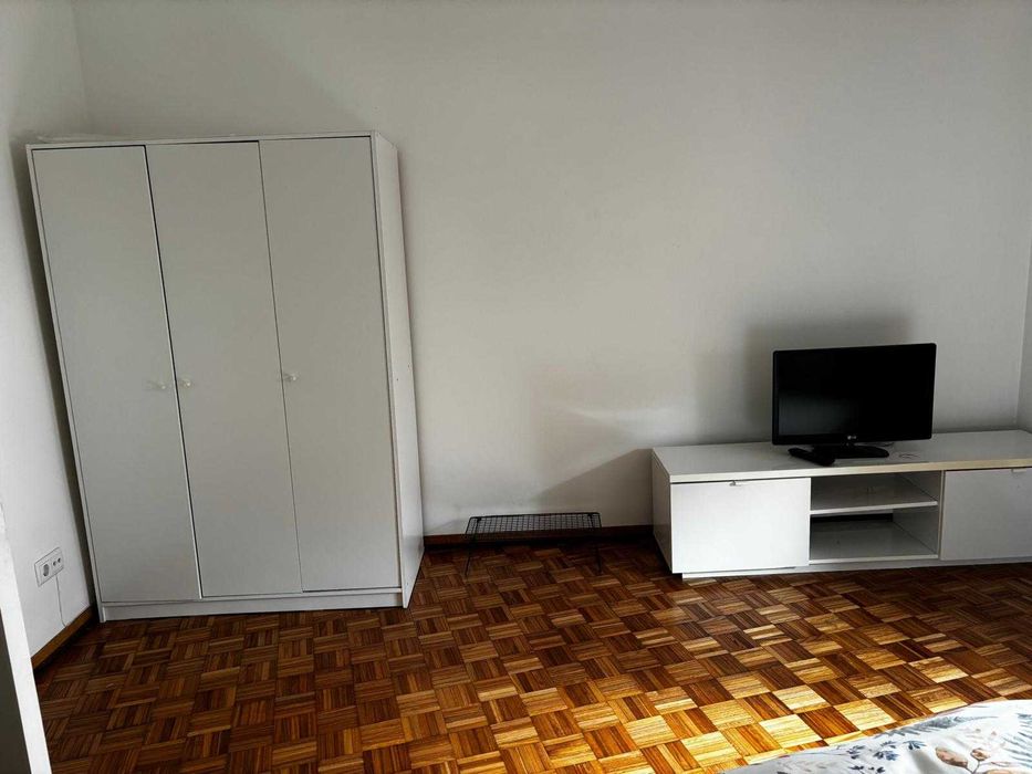 Alugo quarto no Cacém