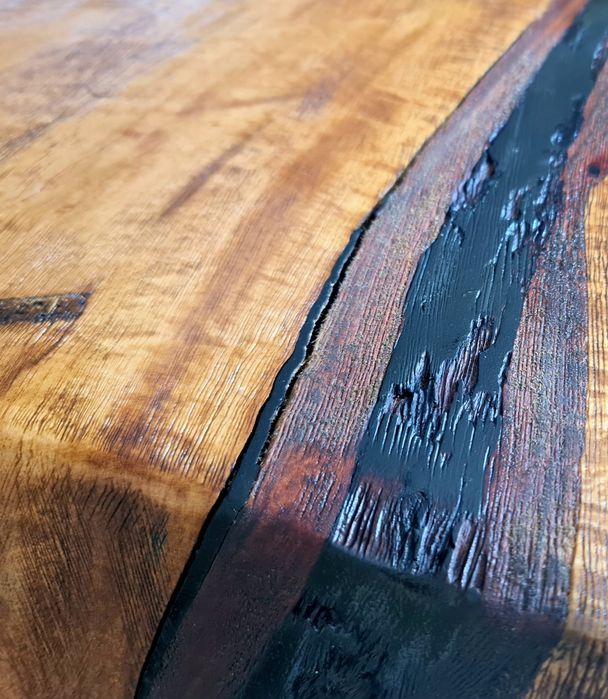 Stół drewniany z naturalną krawędzią rustykalny  dębowy z jesionu