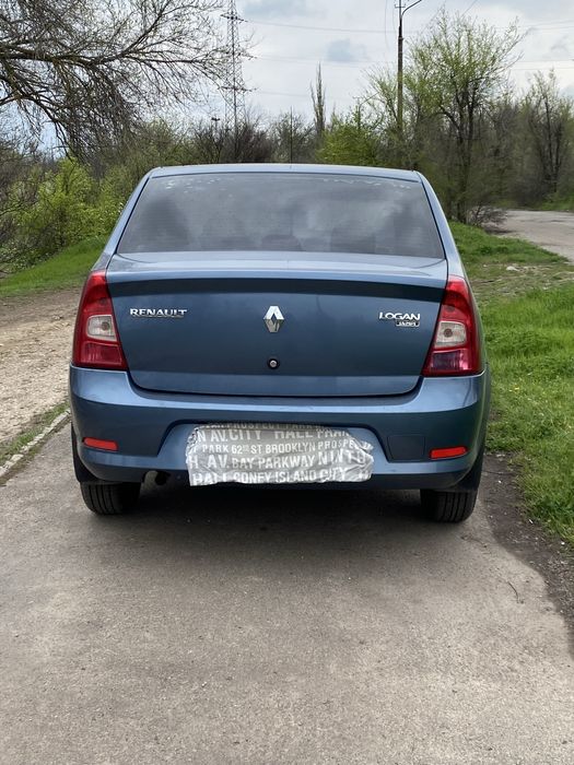 Renault logan продам