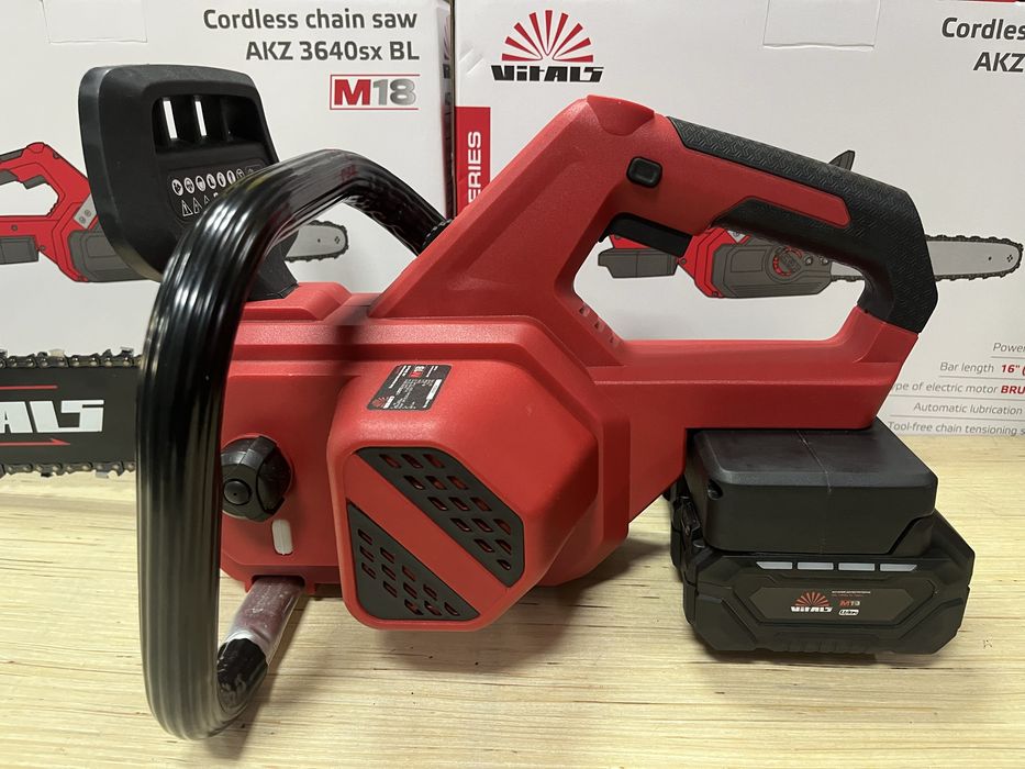 Пила акумуляторна Vitals AKZ 3640sx BL М18/ 1,8 кВт/ шина 40см/ Гарантія 3роки