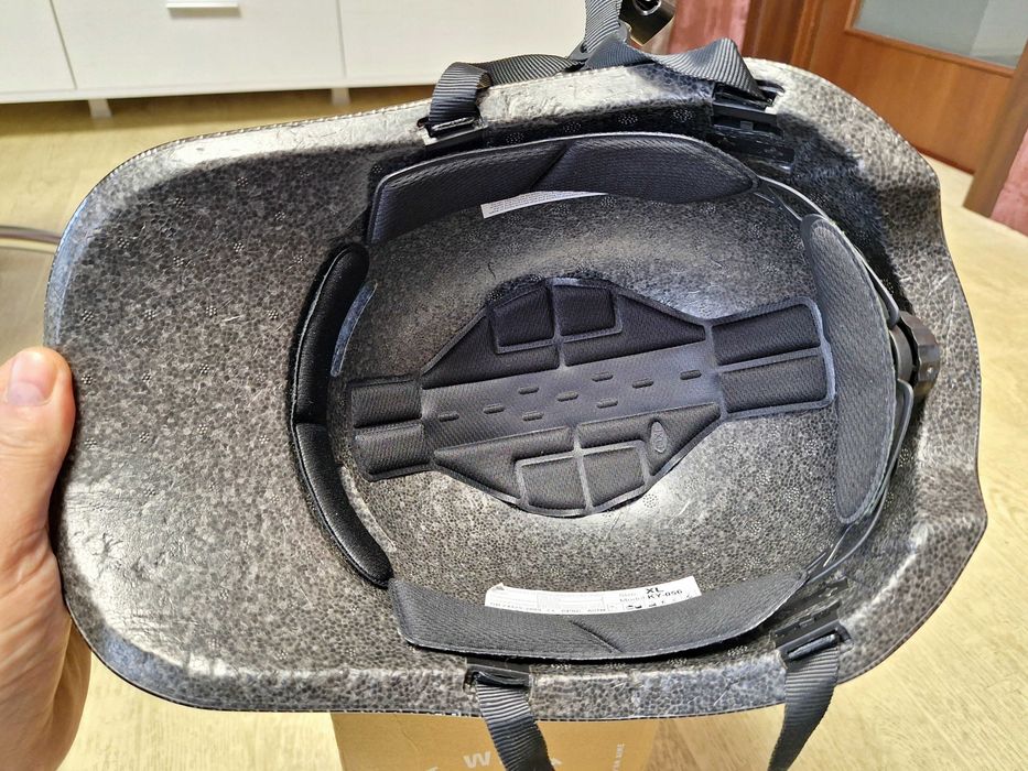 Велошолом  — Розмір XL (61-64 см)