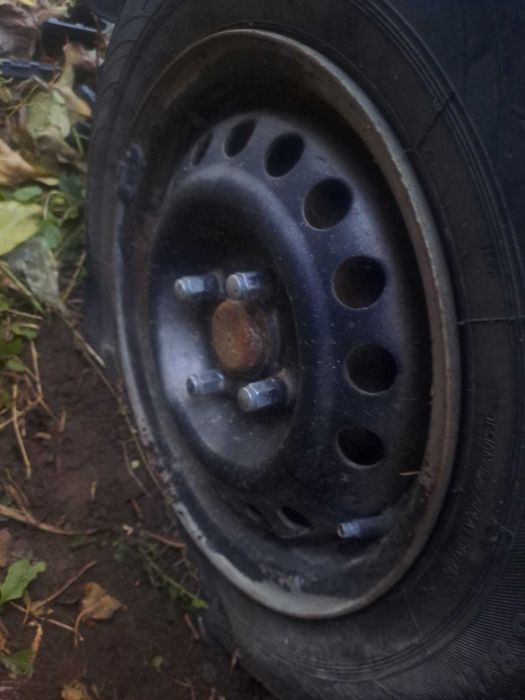 Продам диски шевролет авео на 13 4 100