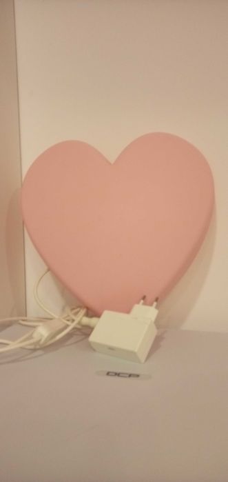 Lampka nocna Serce różowe Ikea