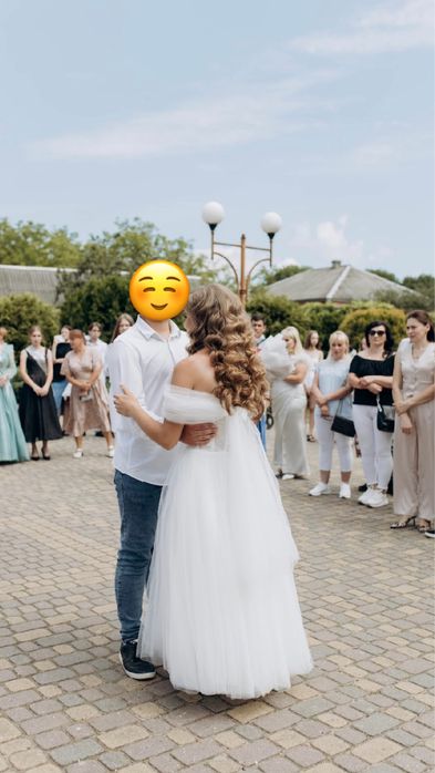 Продам випускну сукню