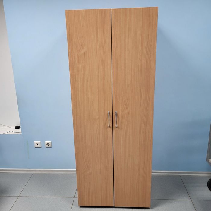 Продам новые шкафы