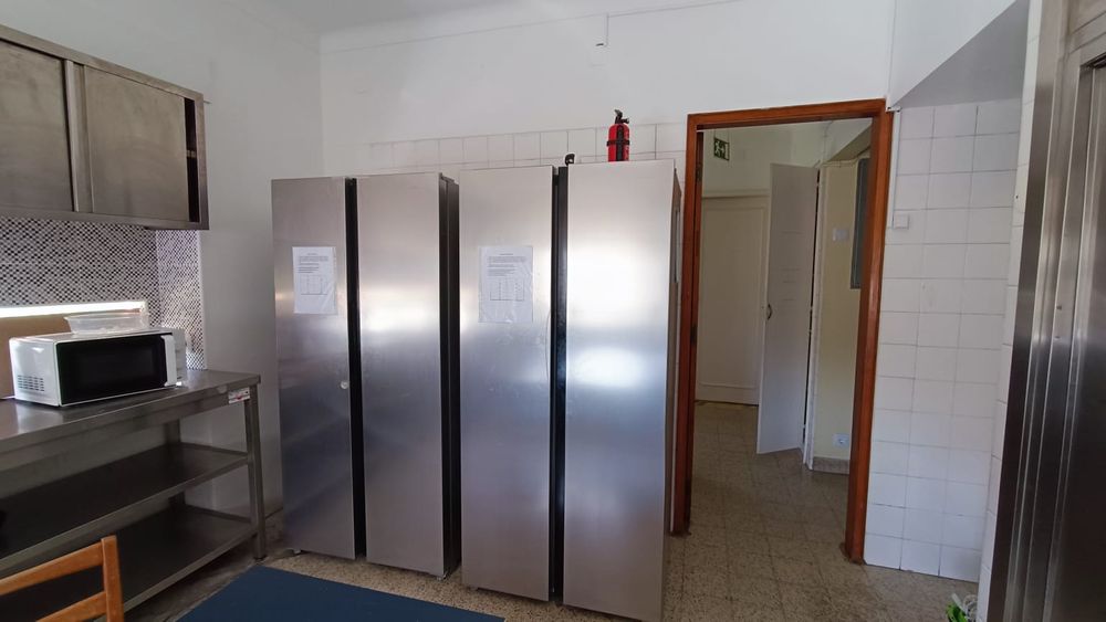 Quarto em Oeiras/Estação