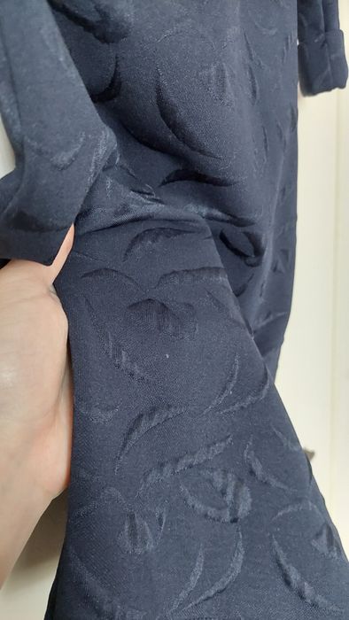 Сукня приталена класична