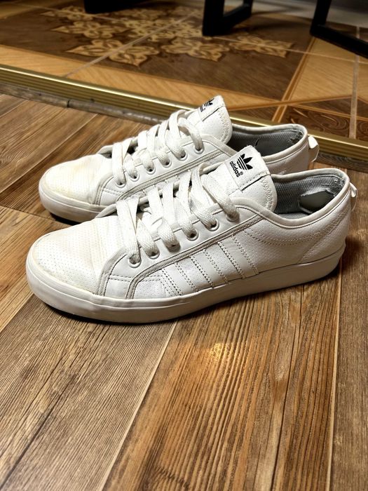 Мужские кожаные кроссовки Adidas Nizza 43.5 размер: 129 грн