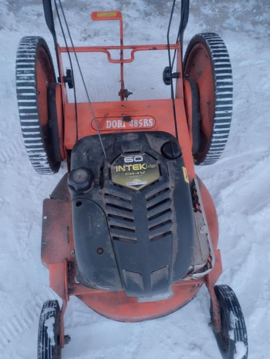 Karczownica kosiarka spalinowa