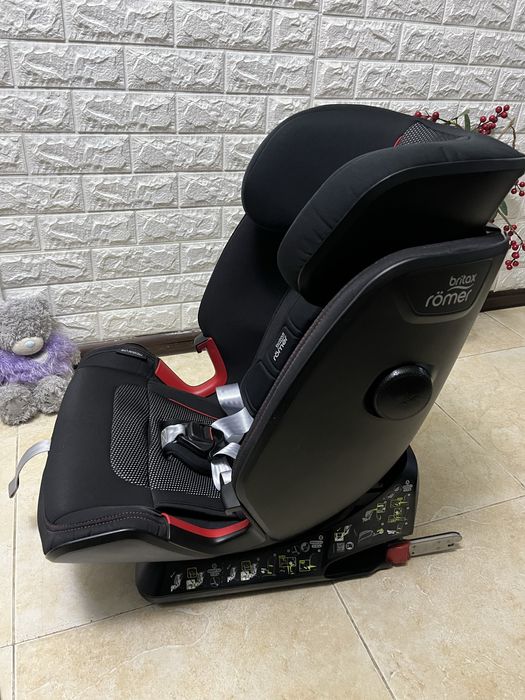 Автокрісло Britax Romer ADVANSAFIX IV R Група 1/2/3 (9-36кг) брітакс