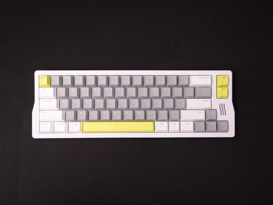 Klawiatura iqunix Q66 holy panda