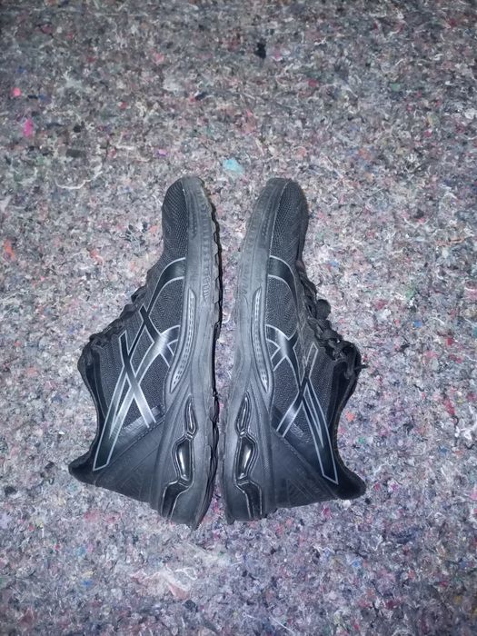 Кросівки Asics 40р