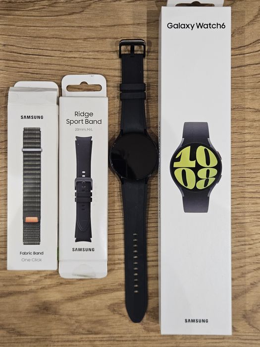 Samsung Galaxy Watch 6 Bluetooth  44mm  3 paski
