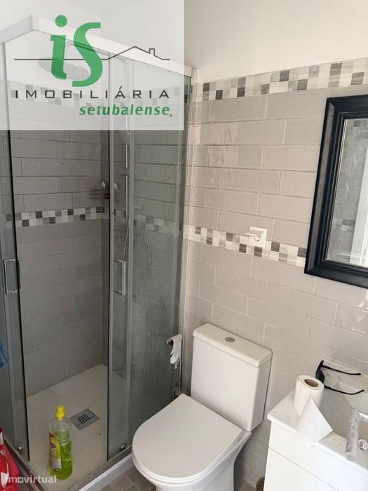 Moradia T4 Transformada Em T3 | Totalmente Remodelada | Casal De Figue