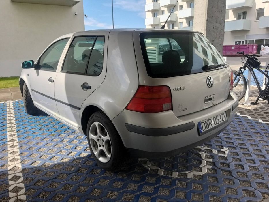 Volkswagen Golf 4 1.6 Benzyna