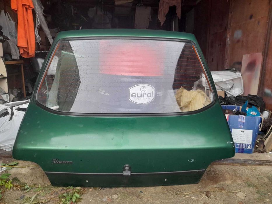 Задня ляда , Кришка багажника Славута . Ціла , Не гнила