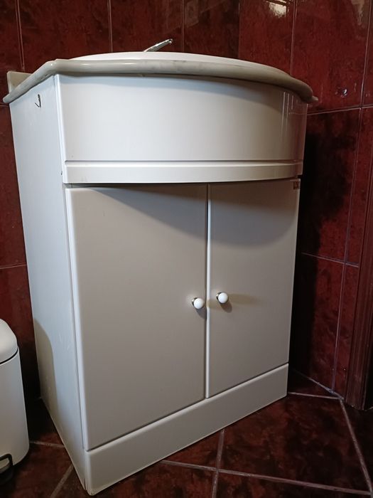 Móvel para casa de banho