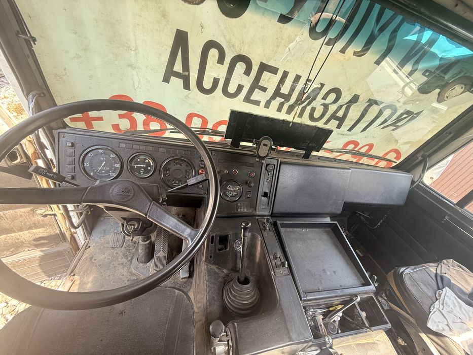 Маз 555102 2004 року