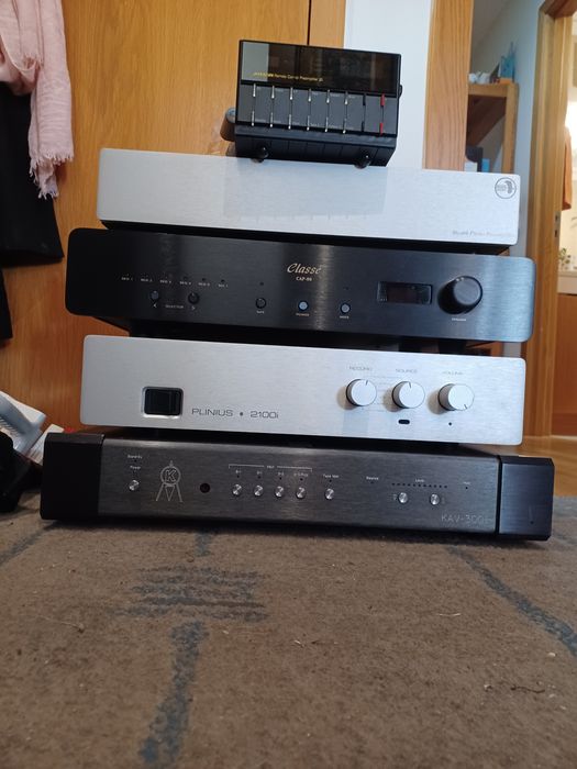 Amplificadores  Luxman lv 105u  híbrido  e Meridian 201 MKII e Advance Acoustic  MAP 305 imaculados