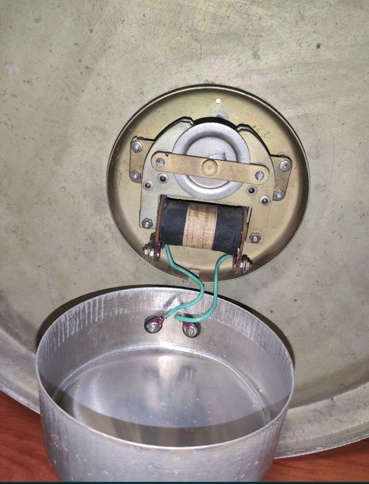 Продам часы  ЗЧЛ на стенные заводские