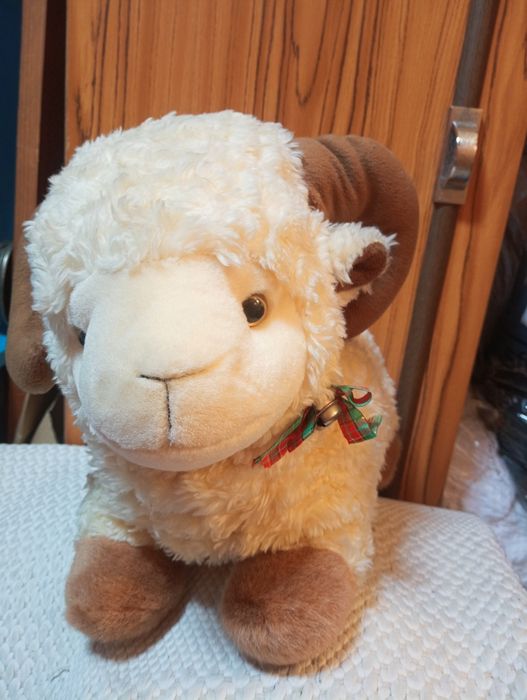 Peluche ovelha com som