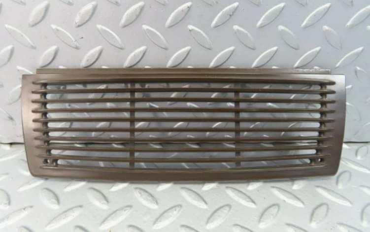 Grelha do tablier Mercedes W110