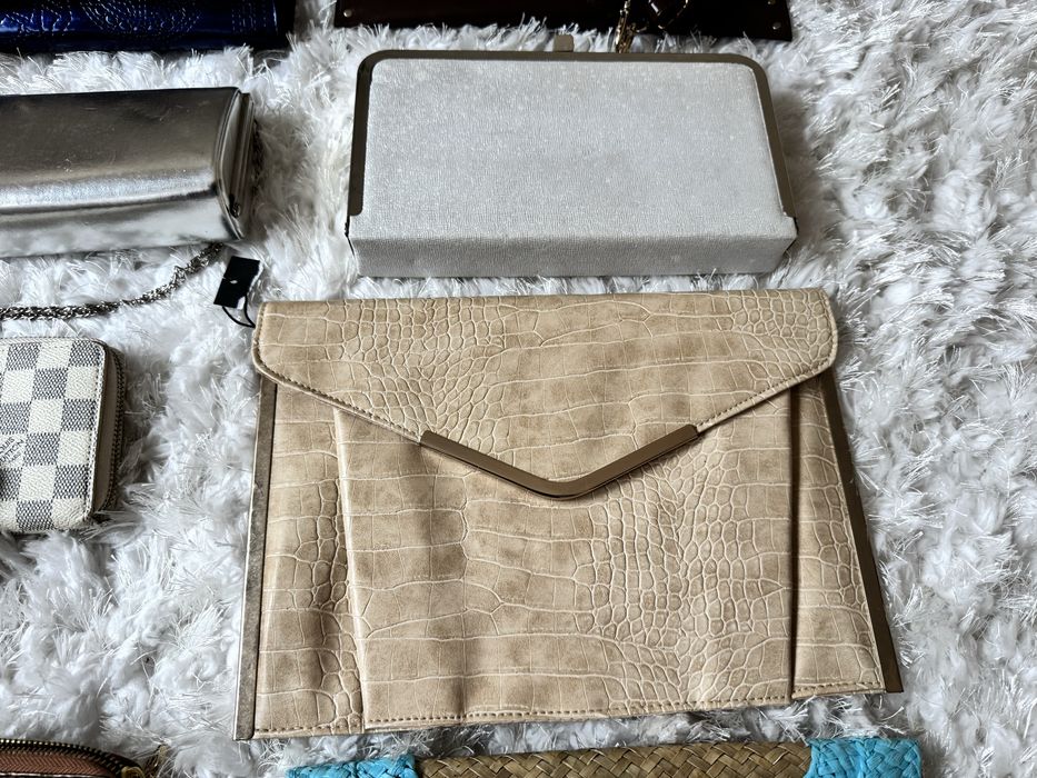 Conjunto de carteiras e porta-moedas