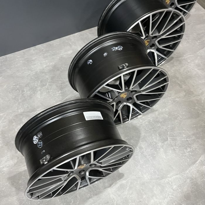Оригінал Ковані r21 5*130 диски Porsche Cayenne Coupe Turbo RS Spyder