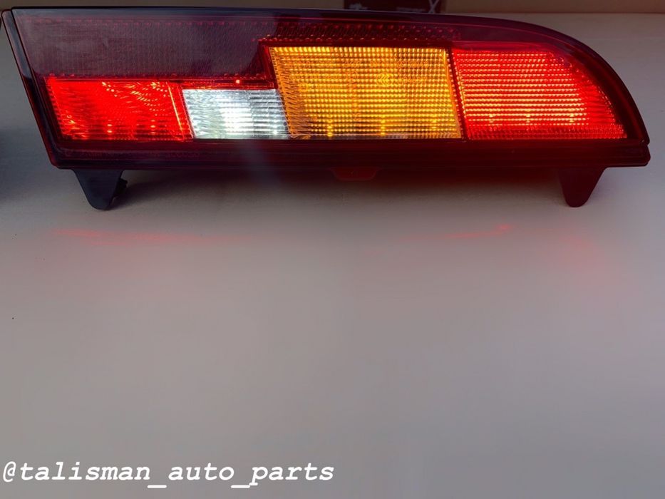 Фонарь BMW I3 Europa фонарь стоп ліхтар фара катафот бампер в наличии 7304043 7304044