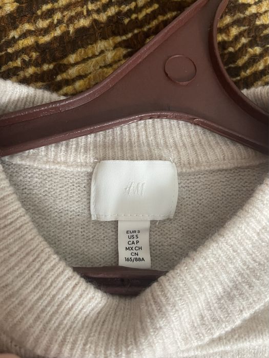 Кофта H&M бежева НоВа
