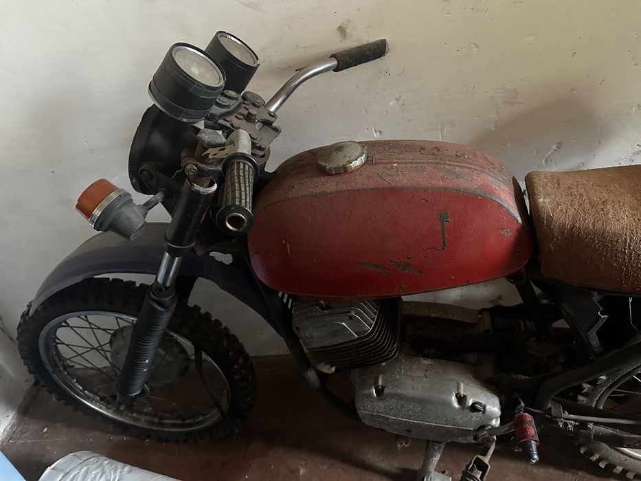 Продам        Ява.      350