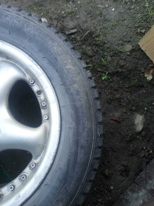 Opony z felgami aluminiowe