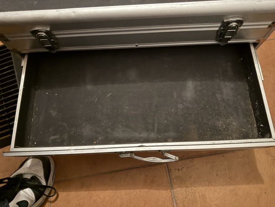 Caixa de ferramentas Kraftech