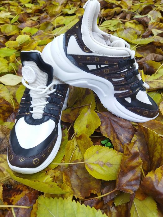 Кросівки жіночі 38 р