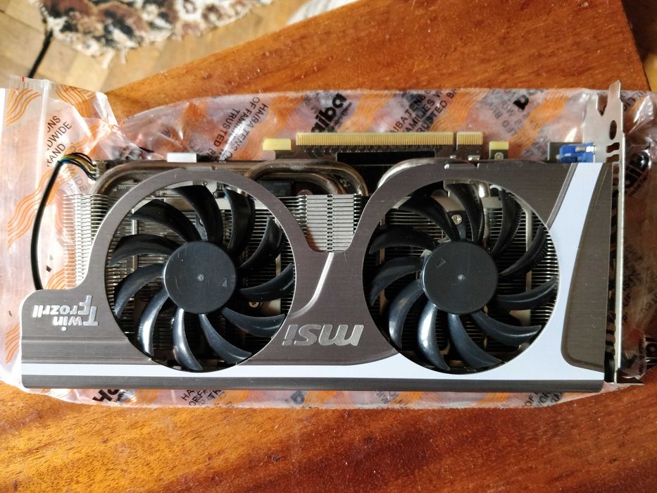 Відеокарта MSI GTX 560