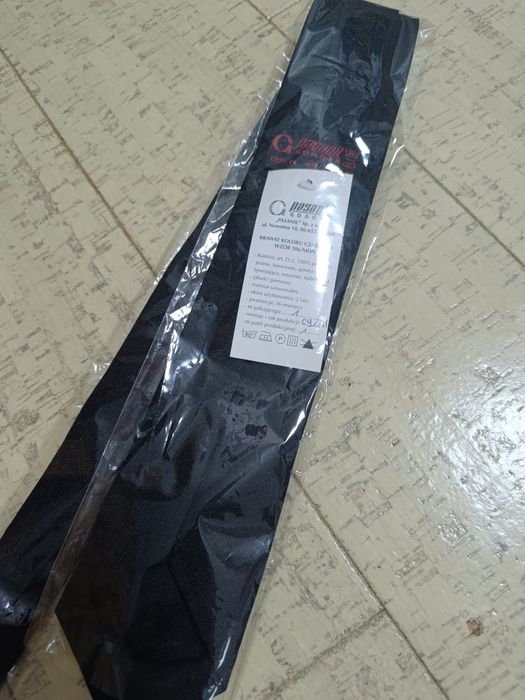 Krawat koloru czarnego MON nowy