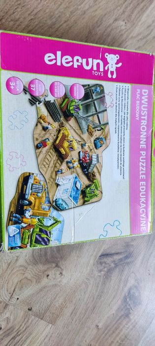 Dwustronne puzzle edukacyjne. Statek kosmiczny.