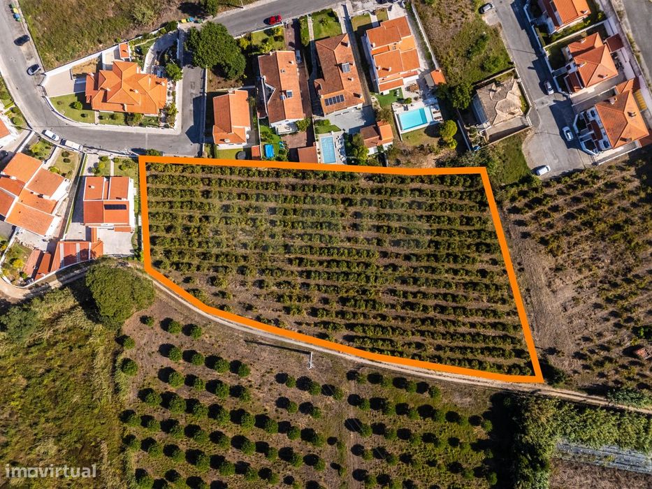 Terreno c/ 6.048m2 c/ viabilidade de construção nas Gaeiras