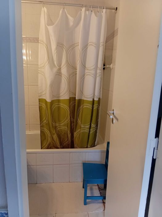 Quarto para Arrendamento Mensal