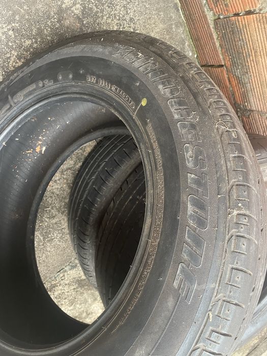 4 Pneus usados Bridgestone Dueler HP 235x65x17