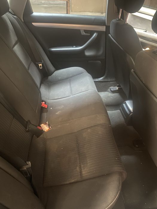 Audi a4 matricula francesa 2.0 tdi peças ou inteira ou troco por algo