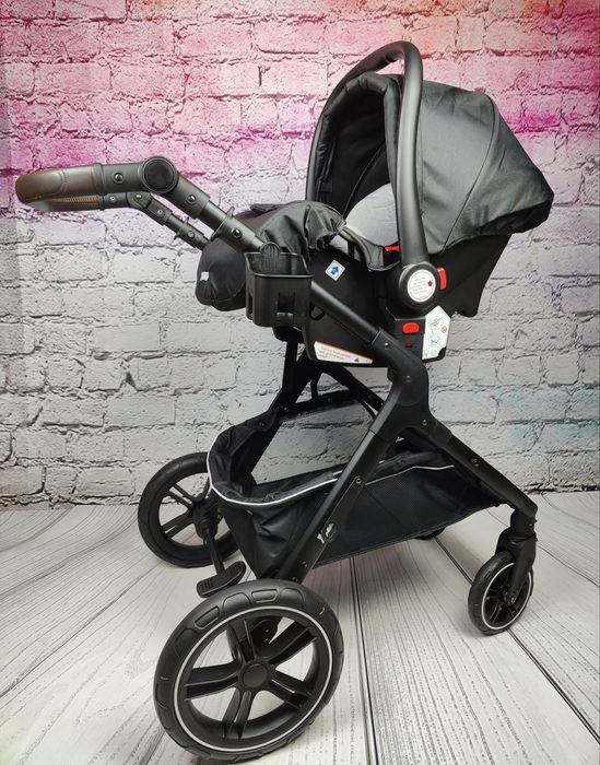 ** CARRINHO DE BEBÉ * multifuncional 3 em 1 * NOVOS **