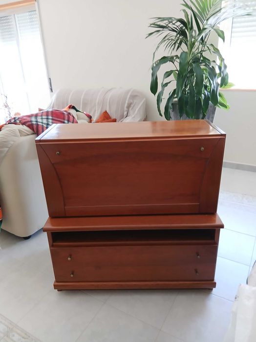 Móvel para Tv com bar e módulo com 2 gavetas