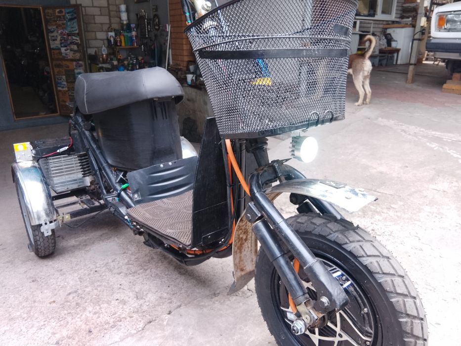 Продам электроскутер.